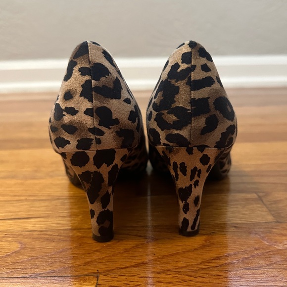 Leopard heels - Picture 2 of 6
